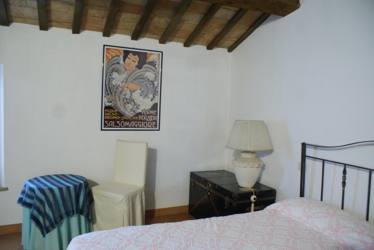 B&B Salvarosa Fano Bagian luar foto